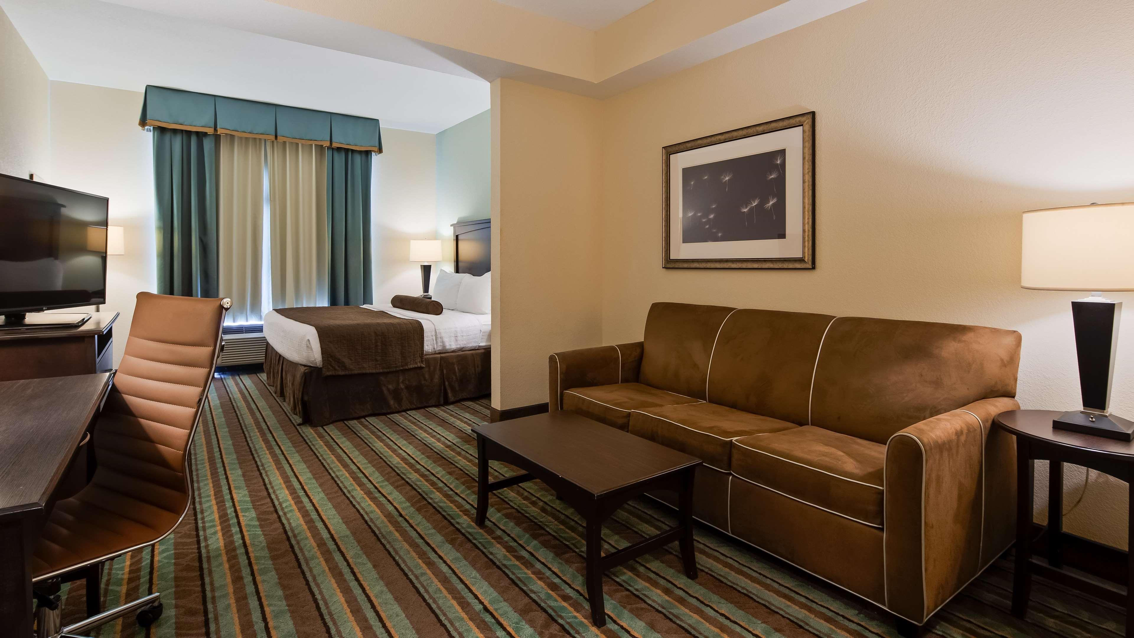 Best Western Plus Chain Of Lakes Inn & Suites Leesburg Exterior photo
