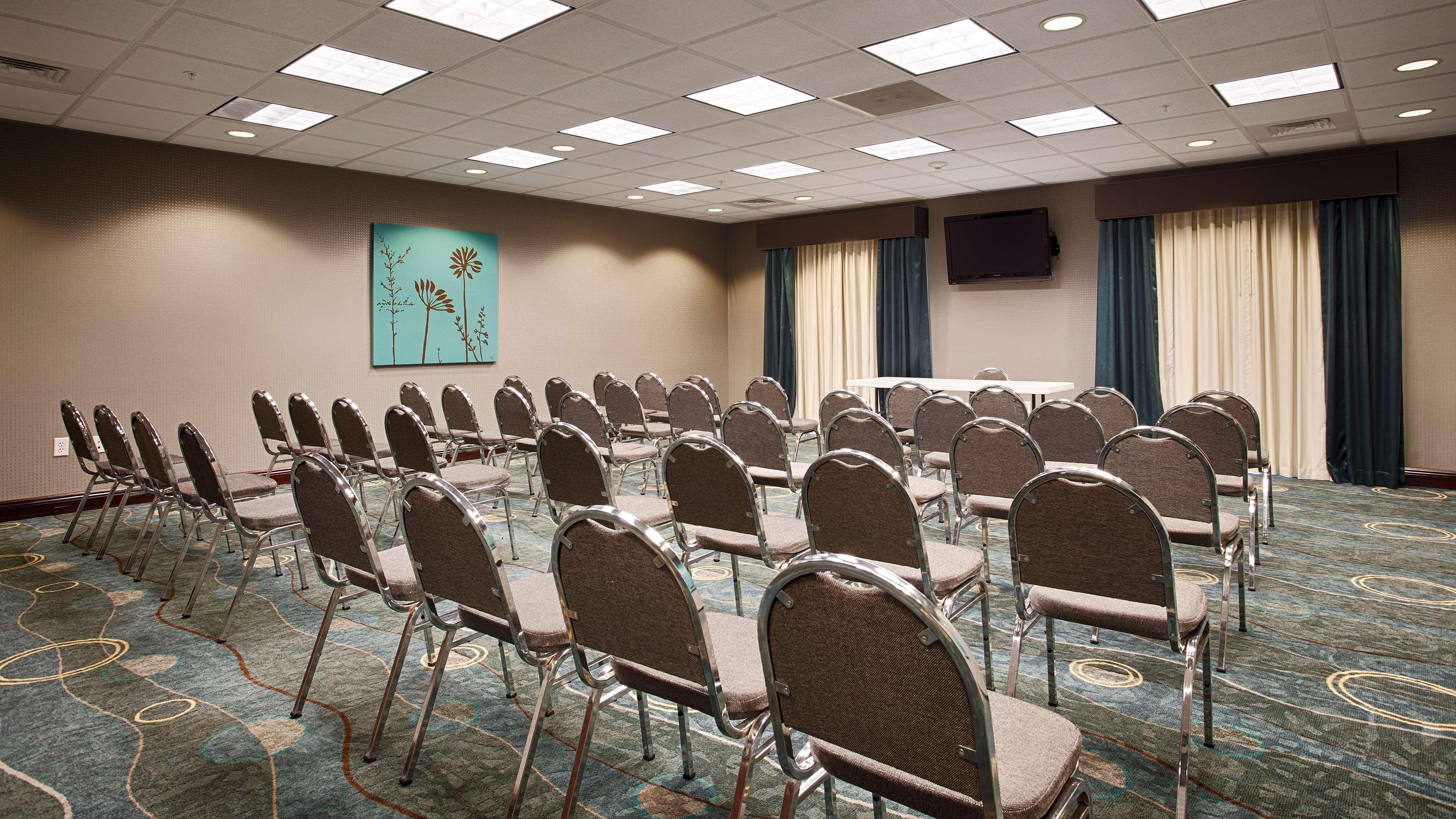 Best Western Plus Chain Of Lakes Inn & Suites Leesburg Exterior photo