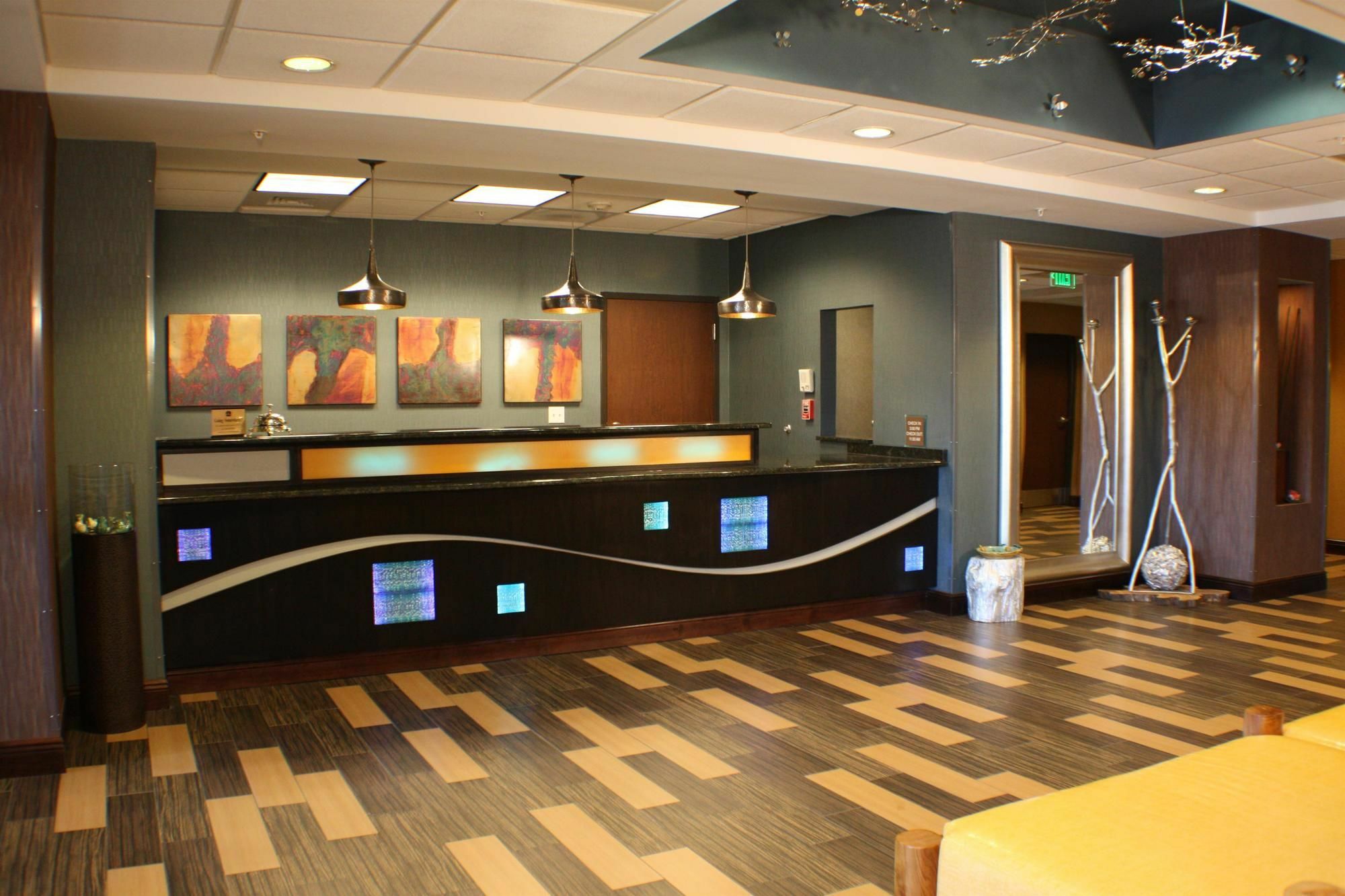 Best Western Plus Chain Of Lakes Inn & Suites Leesburg Exterior photo